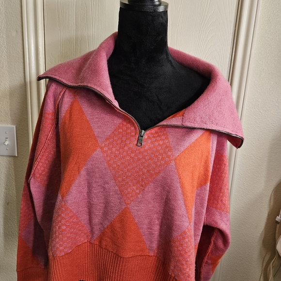 Free People Sweater - Picture 3 of 12